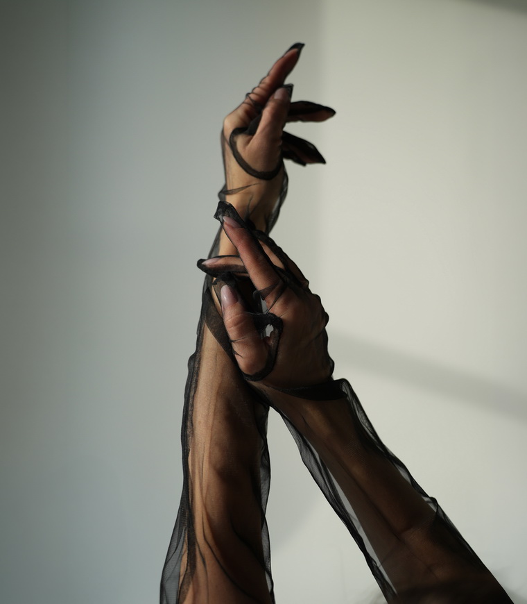 Black Gloves